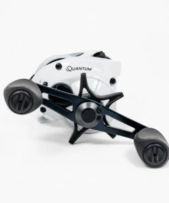 Quantum 2020 Accurist Baitcasting Reels